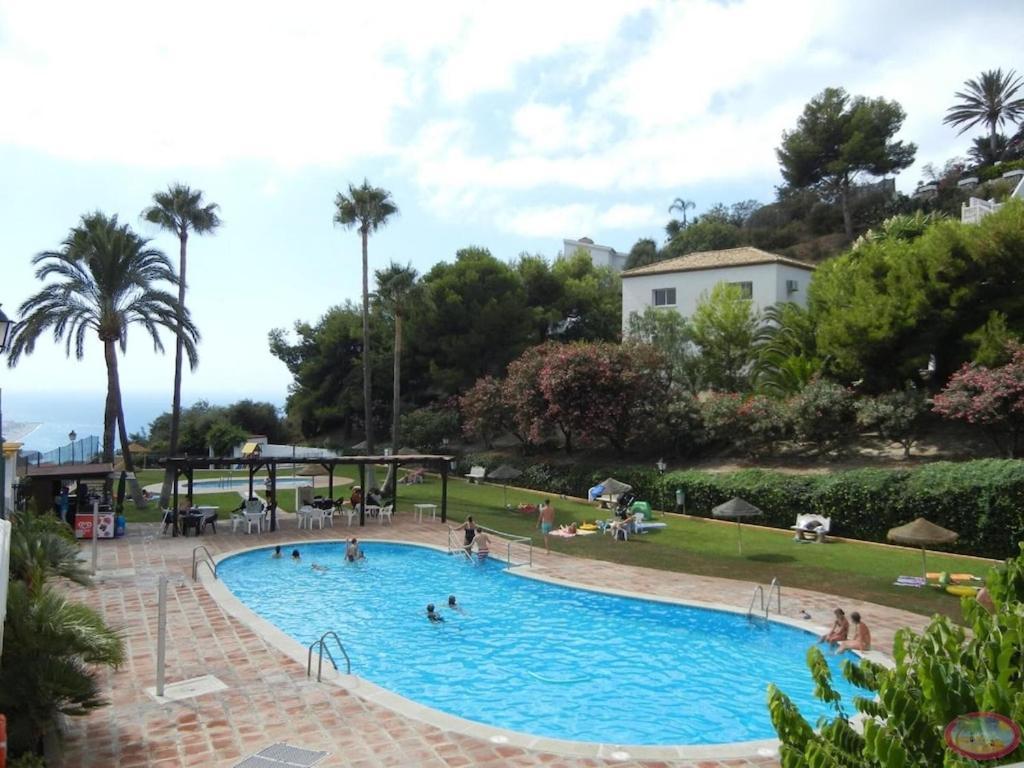 Villa La Torrecica, Con Caracter Andaluz Y Magnificas Vistas Al Mar Y Sierra Nevada Salobreña Exterior foto