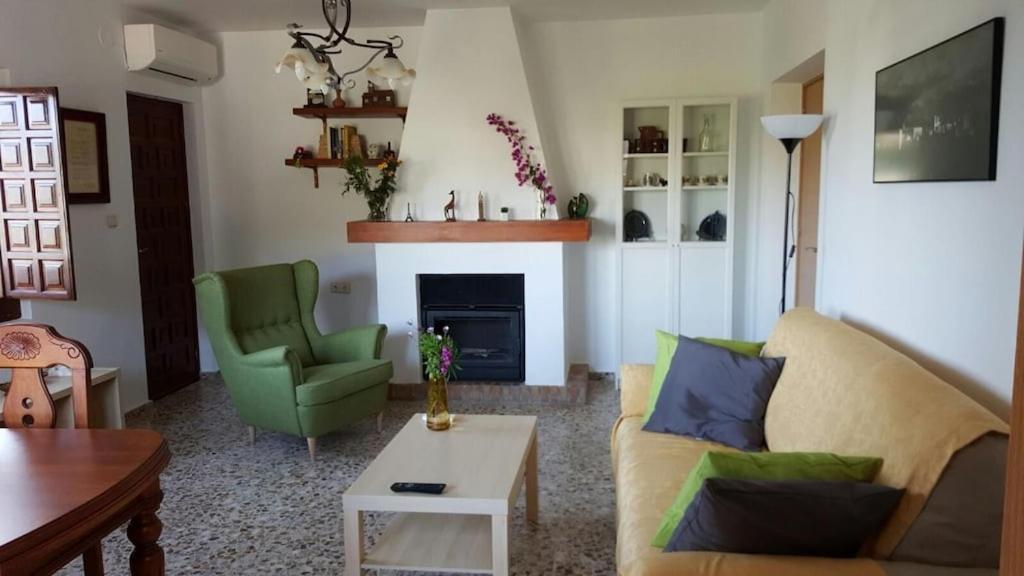 Villa La Torrecica, Con Caracter Andaluz Y Magnificas Vistas Al Mar Y Sierra Nevada Salobreña Exterior foto