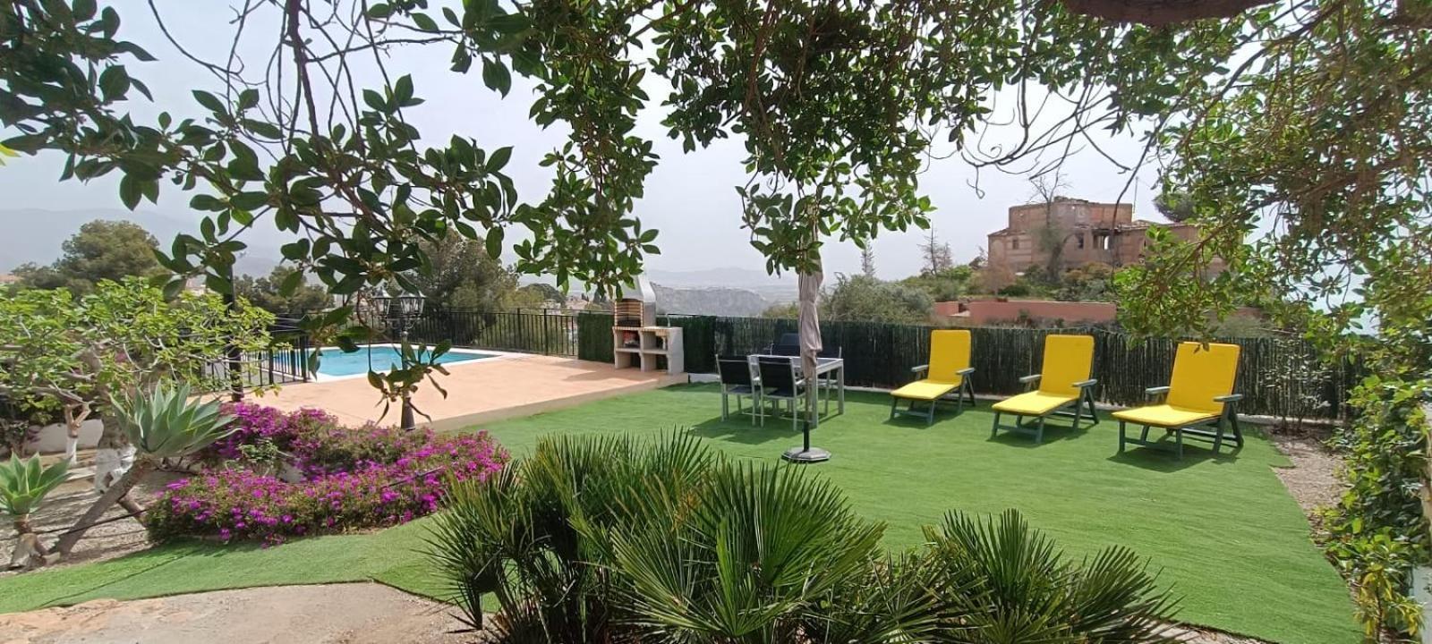 Villa La Torrecica, Con Caracter Andaluz Y Magnificas Vistas Al Mar Y Sierra Nevada Salobreña Exterior foto