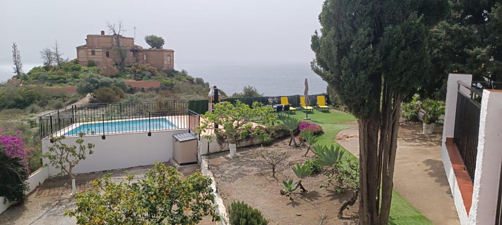Villa La Torrecica, Con Caracter Andaluz Y Magnificas Vistas Al Mar Y Sierra Nevada Salobreña Exterior foto