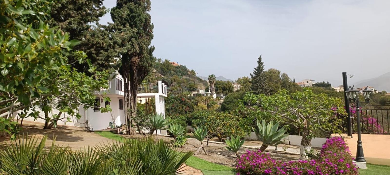 Villa La Torrecica, Con Caracter Andaluz Y Magnificas Vistas Al Mar Y Sierra Nevada Salobreña Exterior foto